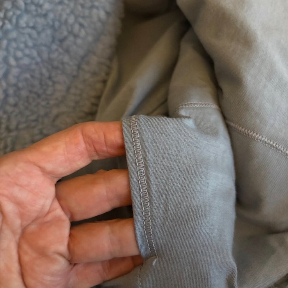 [SOLD] Lululemon Wool Whenever Crew Chambray 12 - Picture 10 of 11
